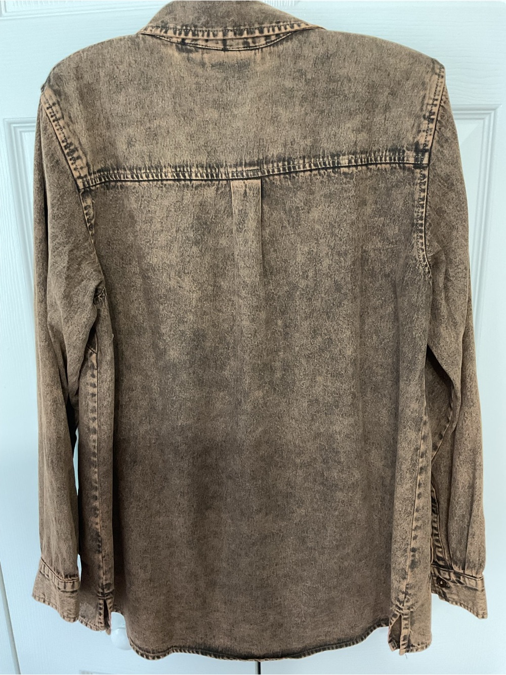 Joan Rivers Casual  Vintage Washed Brown Button-Up Shirt - Picture 4 of 8